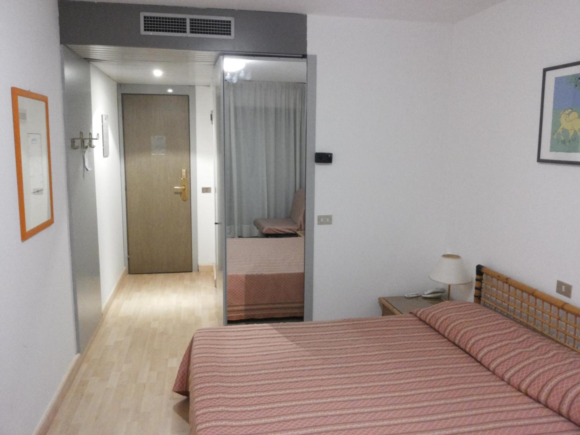 Hotel Marina Uno Lignano Sabbiadoro Quarto foto